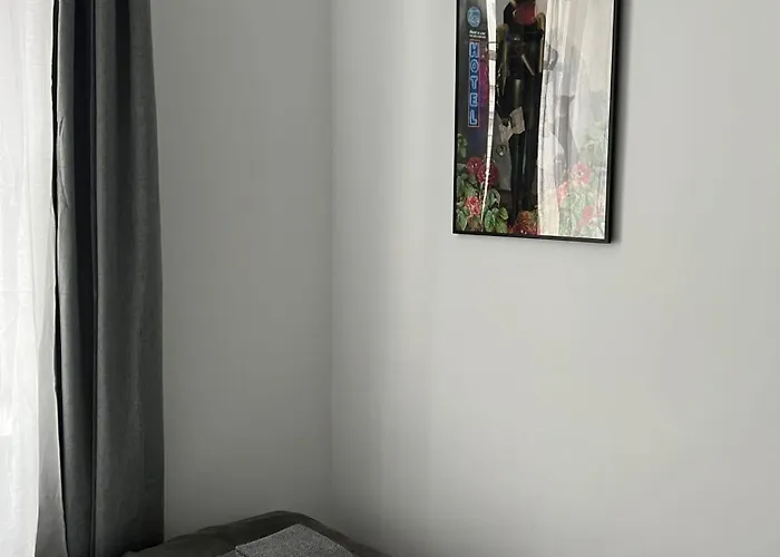 Srodmiescie 2